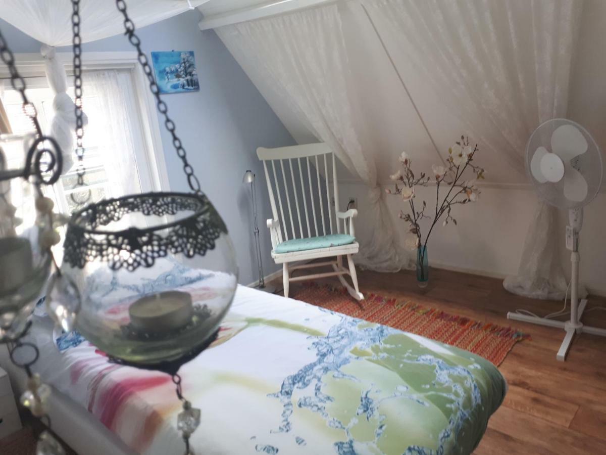 Bed and Breakfast Janz Капелле-ан-ден-Эйссел Екстер'єр фото
